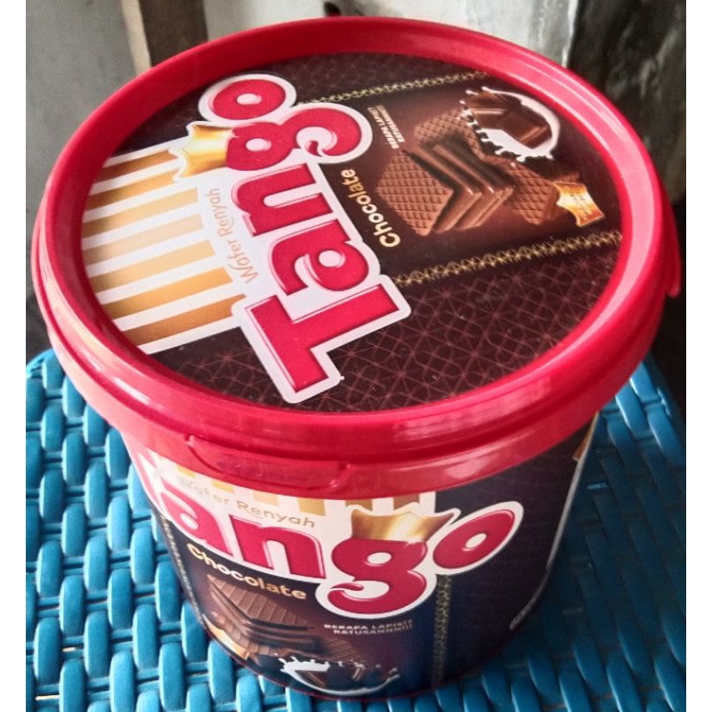 

Wafer Tango Jar Rasa Coklat