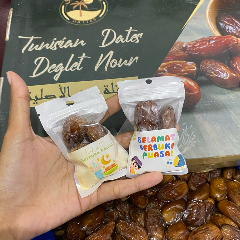 

(isi 3butir) KURMA TUNISIA MASU DEGLET NOOR SAHARA KEMASAN BERBAGI TAKJIL