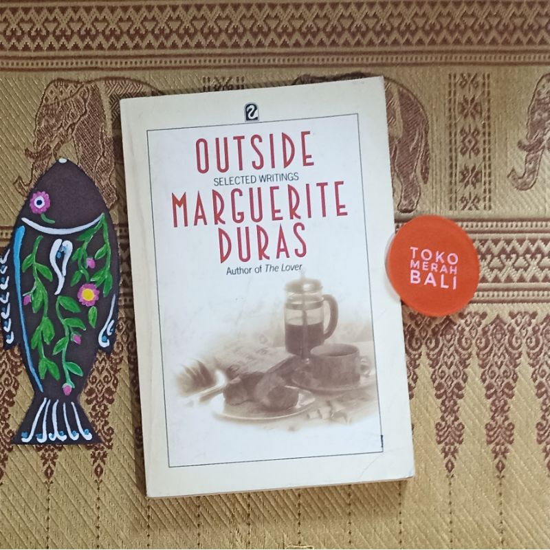 Buku Outside by Marguerite Duras