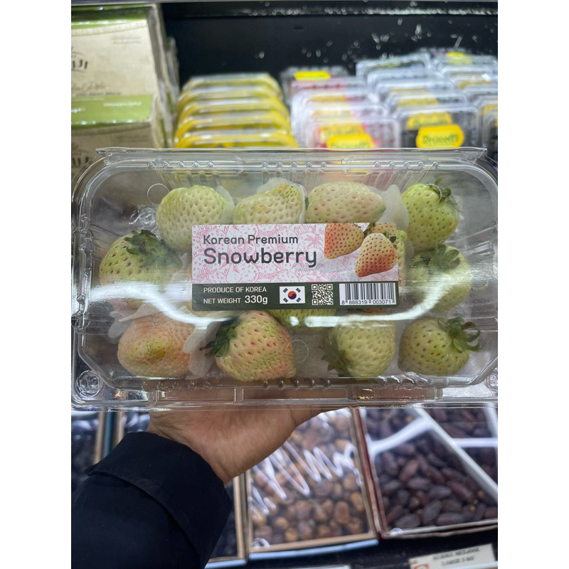 

strawberry korea white premium 330gram