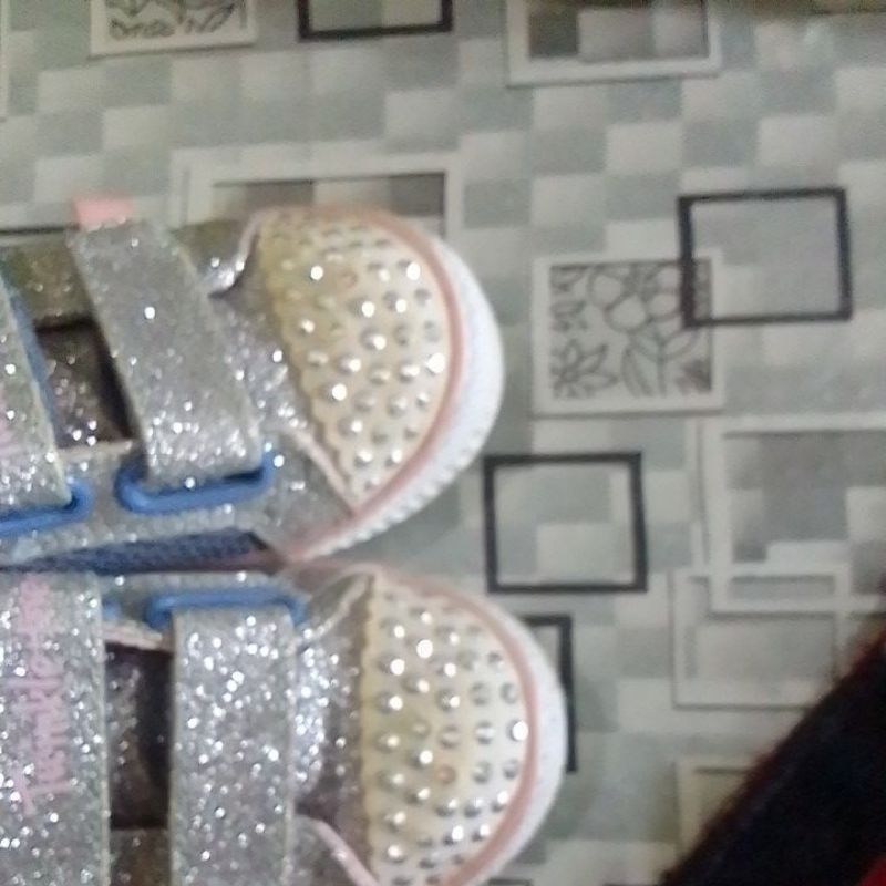 skechers twinkle insole 12
