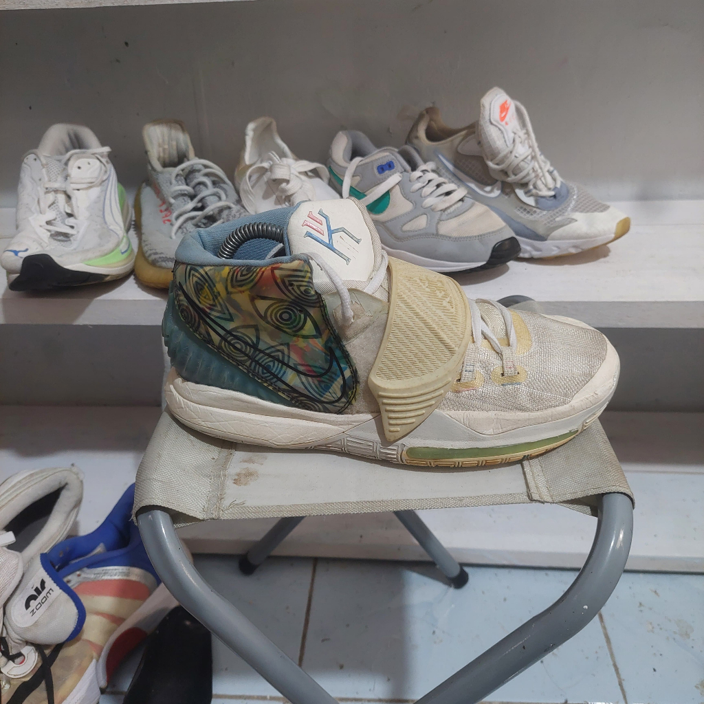 KYRIE. 6 PREHEAT LOSW ANGGELES Minus 40