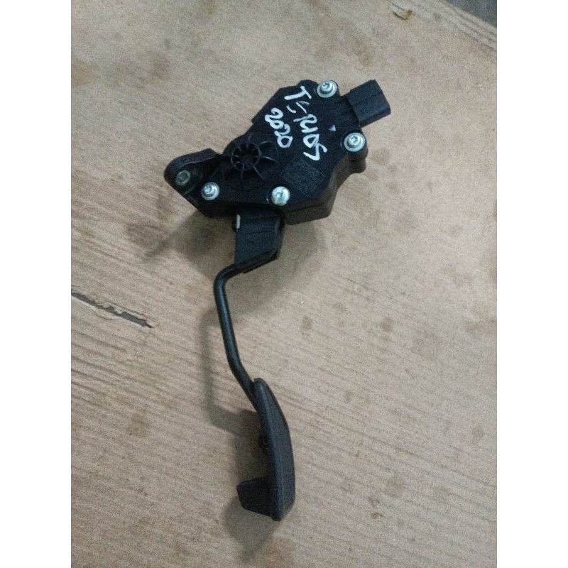 sensor pedal gas Avanza Xenia rush terios