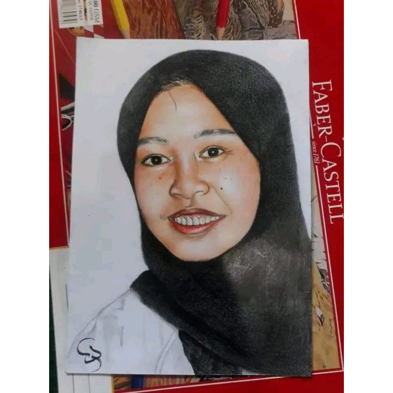 

Lukisan wajah media pencil warna A4