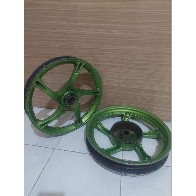 velg yamaha xeon karbu original second