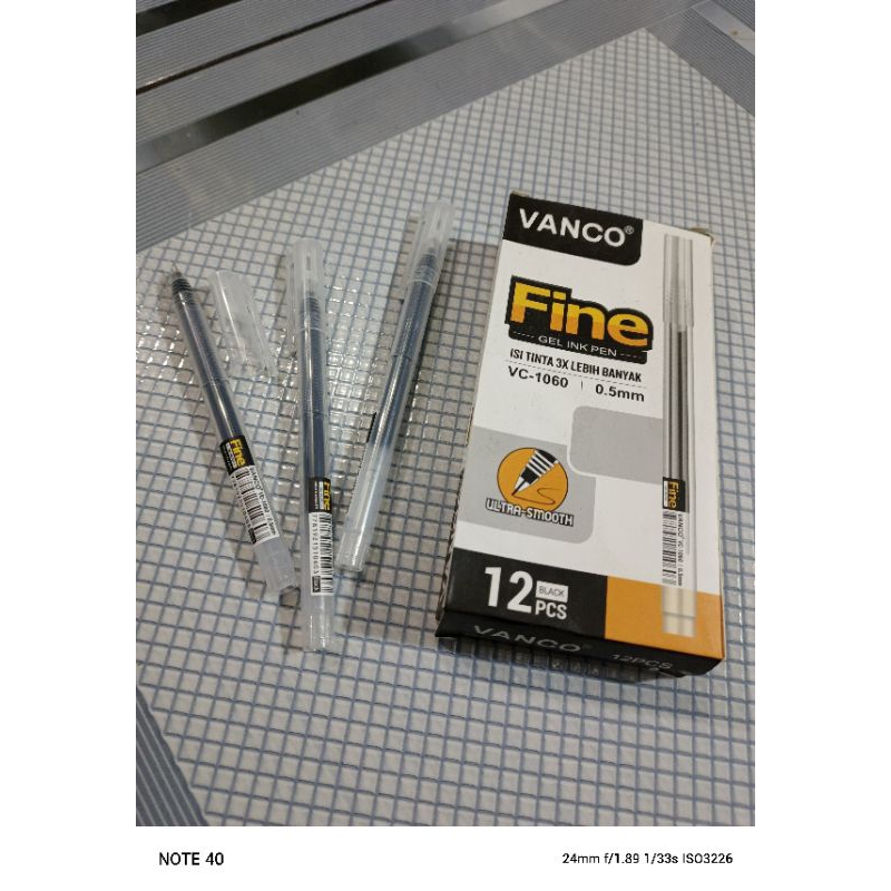 

(1 pak isi 12) bolpoin jell fine vanco