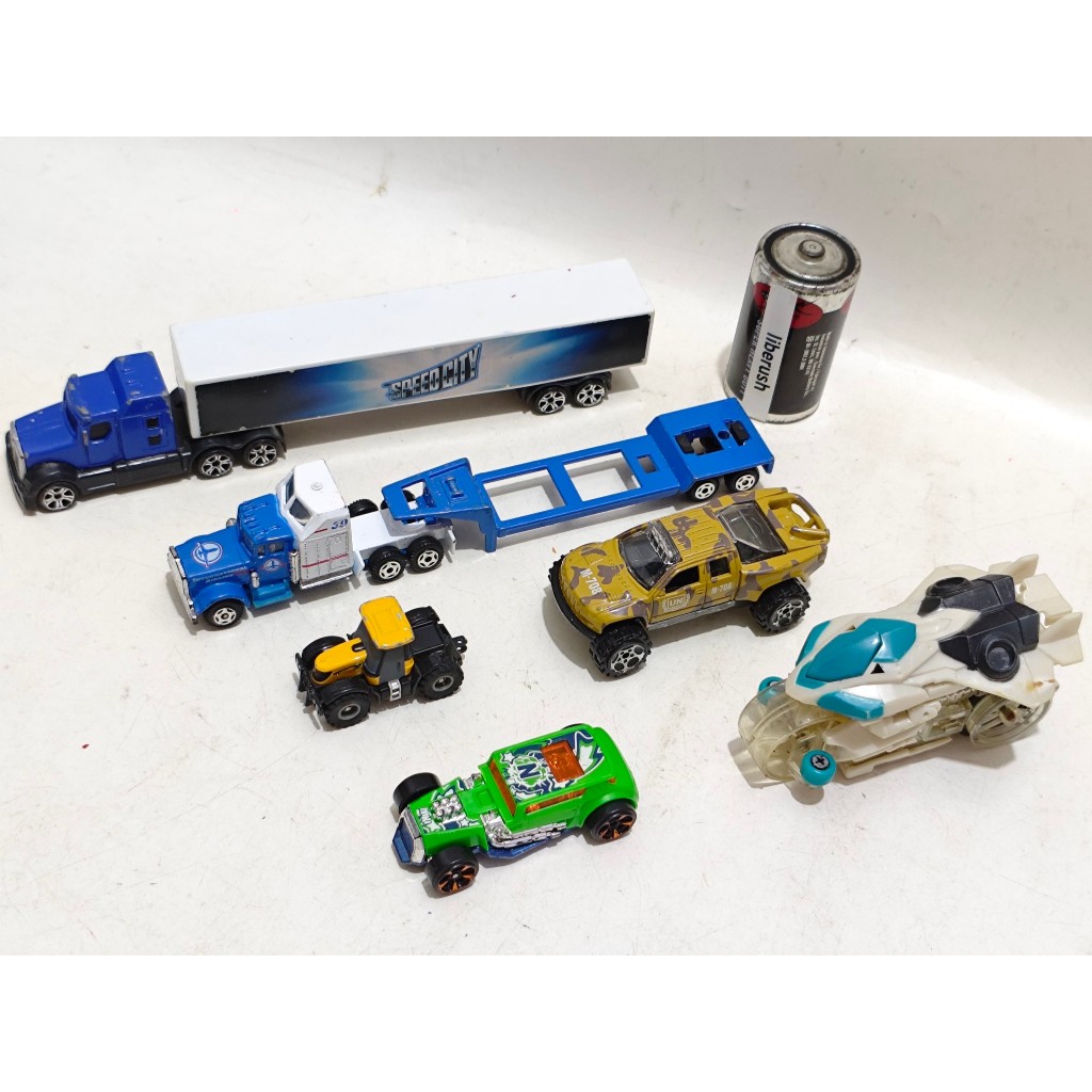 Set diecast toys r us speed city container trailer truck , ford custom bronco sandblaster , zuru met