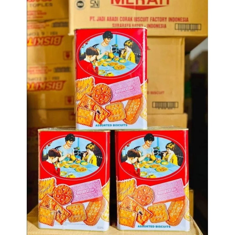 

Khong Guan Besar Kaleng 1 Dus - Biskuit Kaleng - Assorted Biscuits Water Cream - vg.mart