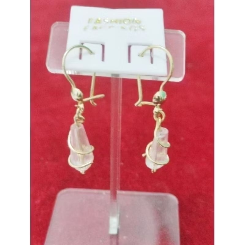 anting lapis emas model kristal lilit,,anting titanium, anting anak