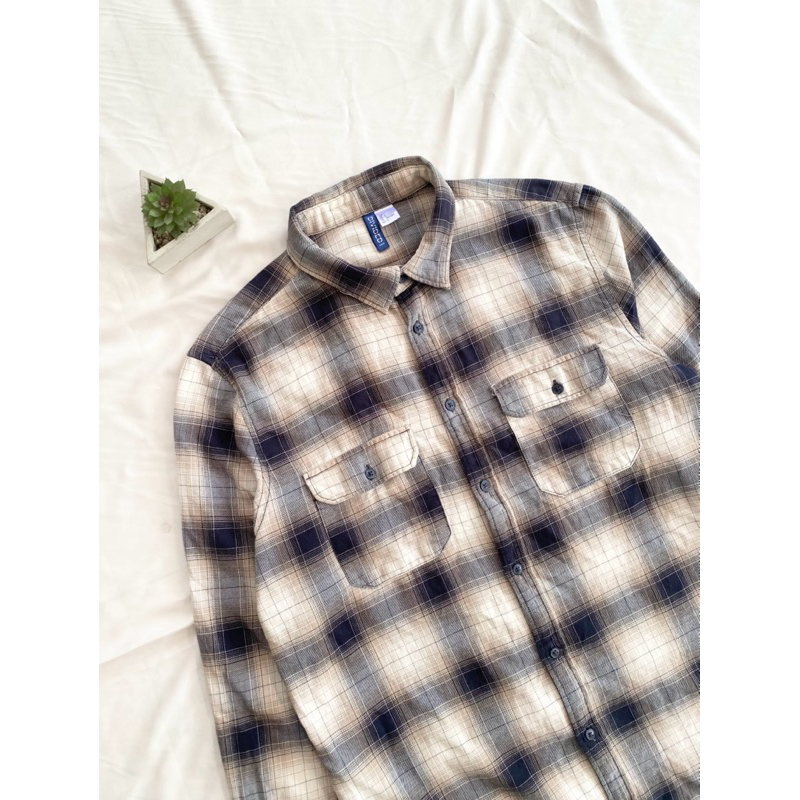 Kemeja Flanel Veterano H&M WN