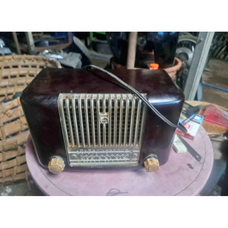 Radio tabung Philips