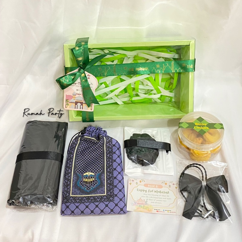 

Hampers Lebaran Sajadah Jilbab / Gift Lebaran
