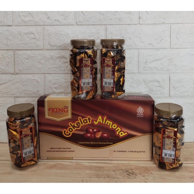 

D king coklat almond