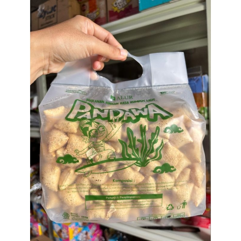 

PANDAWA Snack Bantal renyah , gurih dan Enak isi banyak 250gr