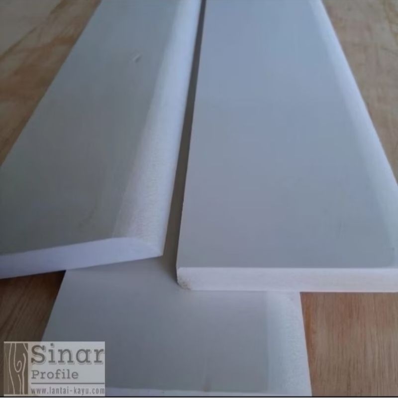 Plint PVC 10mm x 8cm x 244cm