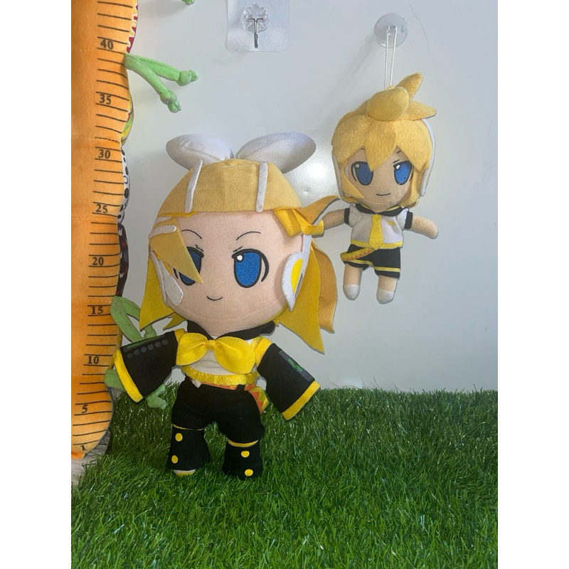 BONEKA VOCALOID KAGAMINE RIN & LEN