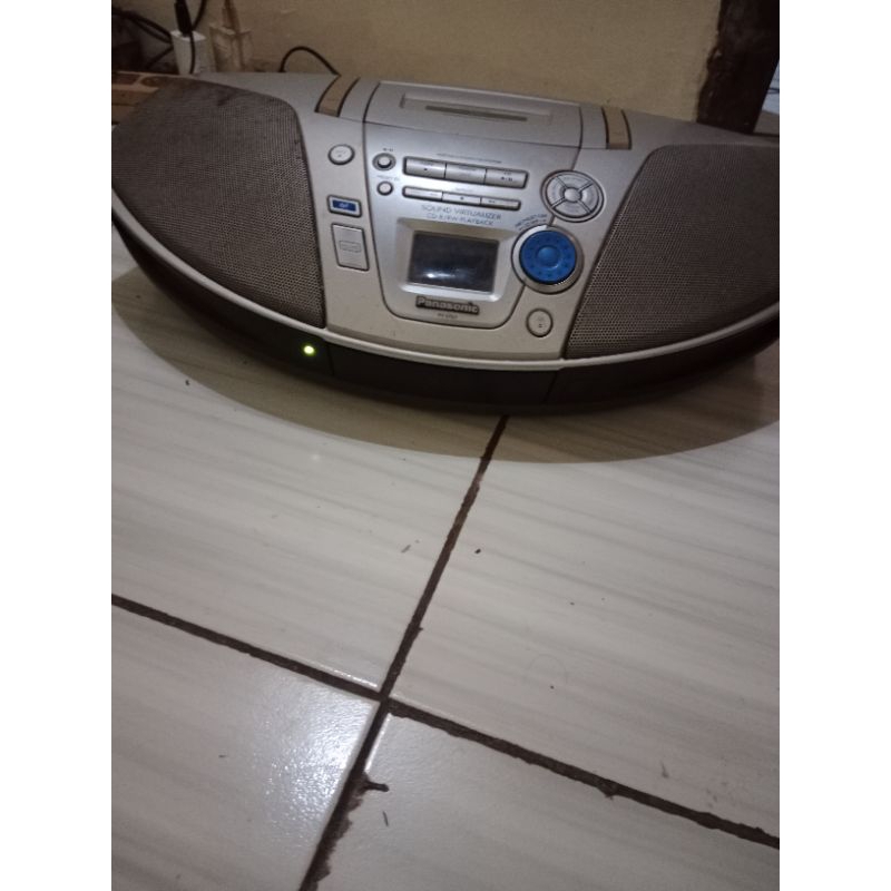 tape compo merk panasonic nyalah rusak