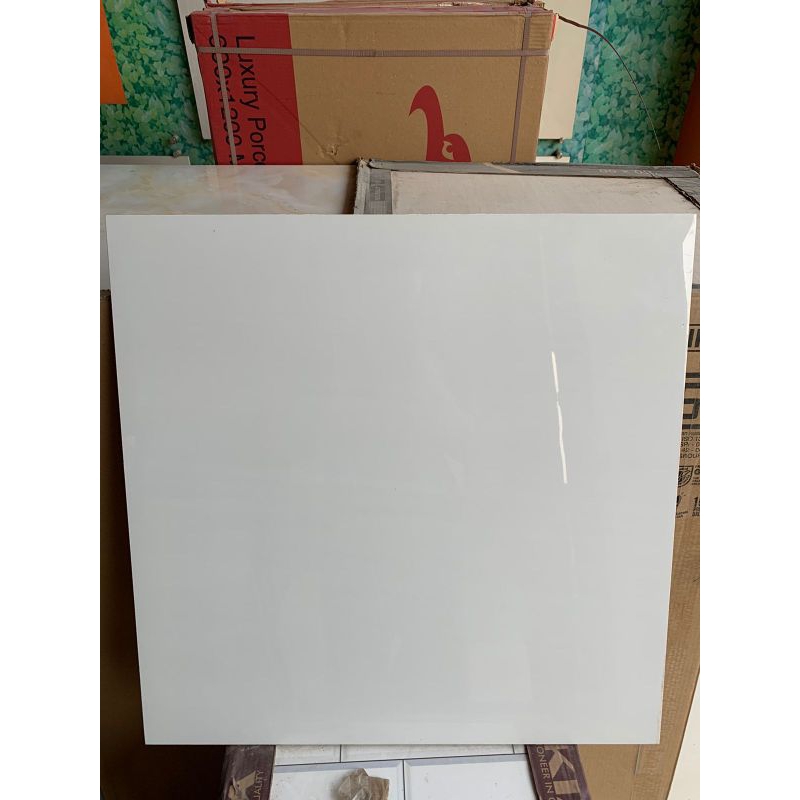 granit keramik lantai 60x60 cream polos glossy