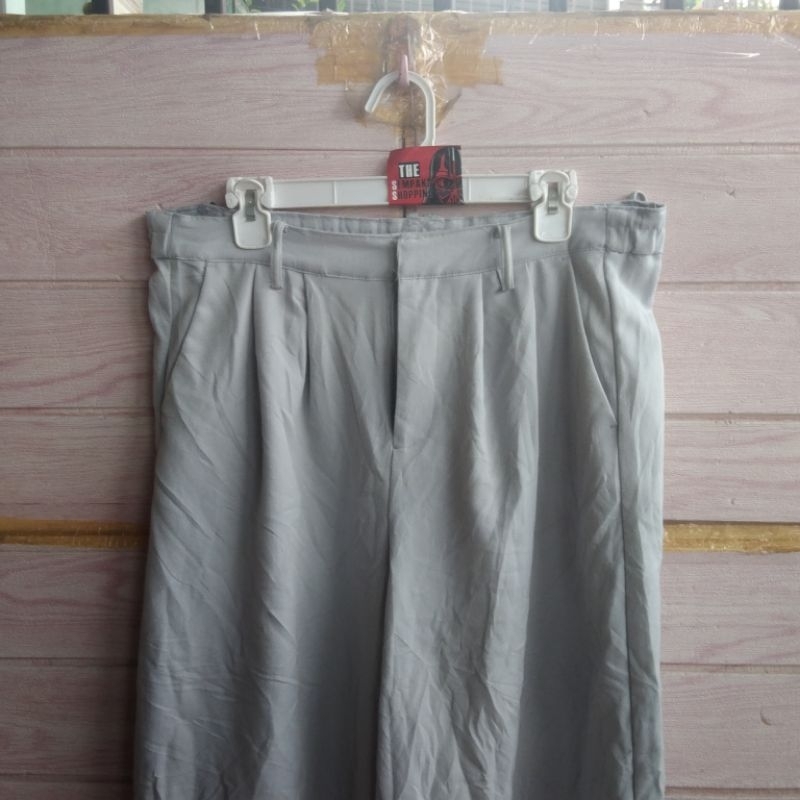 CELANA PENDEK KATUN INGNI 7/8 | SHORT PANTS