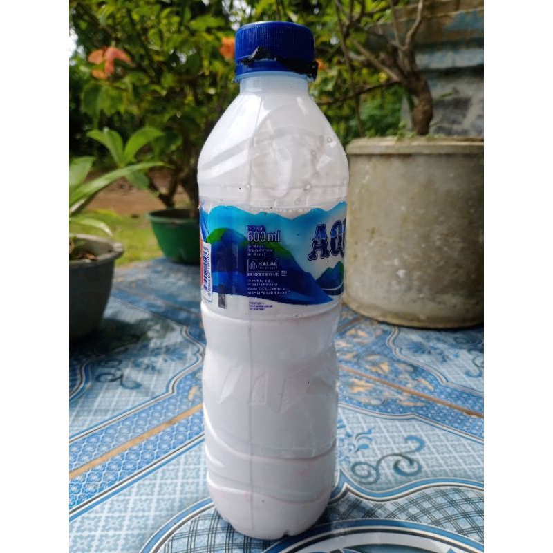 Lem getah karet mentah asli cocok untuk bikin pulut,prekat busa kasur botol kemasan 600mil