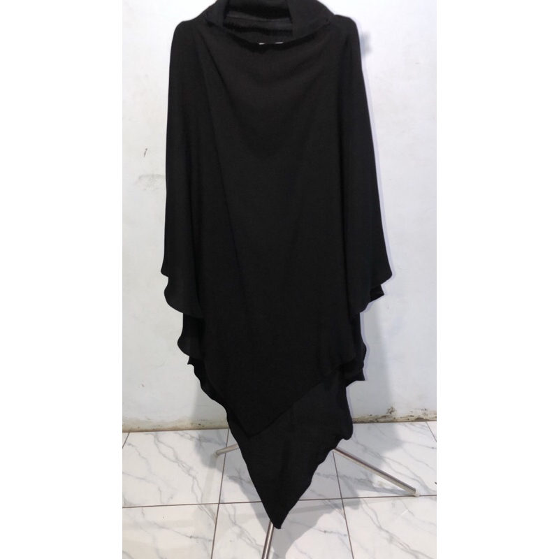 ( PRELOVED )FK lancip sofni formal black short semi instan