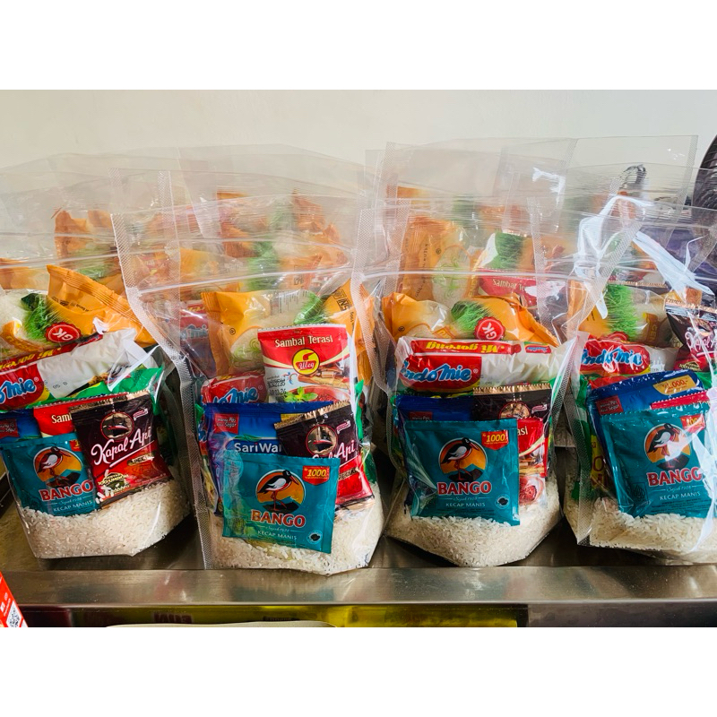 

Paket sembako beras 1/2 liter