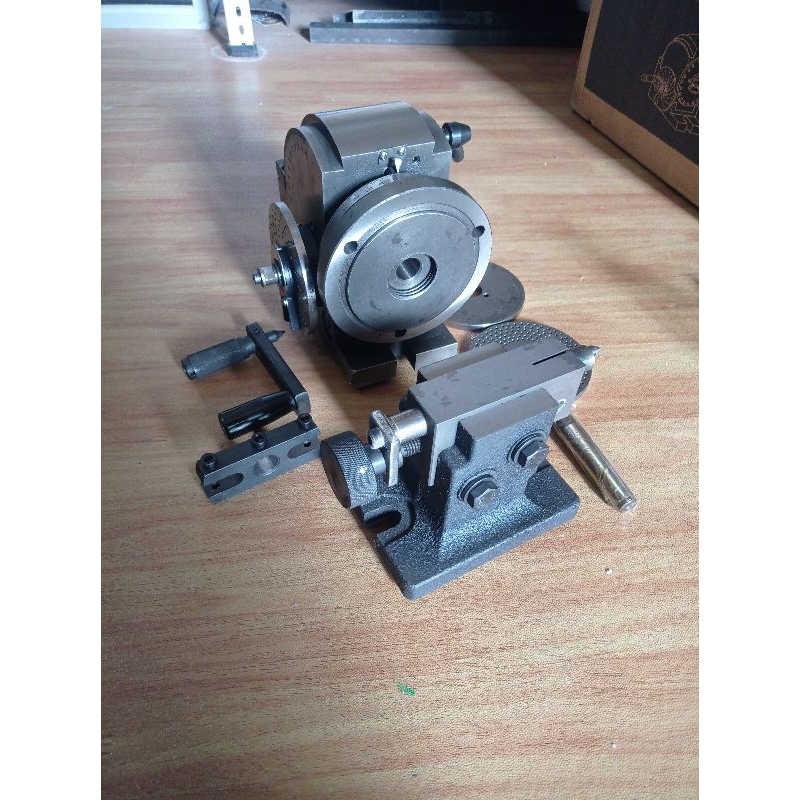Dividing head BS-0 tanpa chuck (clow)