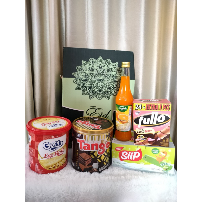 

READY Paket Parcel Jajan Lebaran
