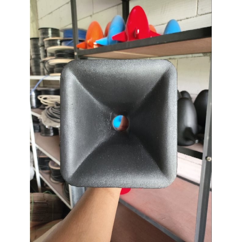 HORN TWETER T24 10in KONEKTOR DRAT BAUT