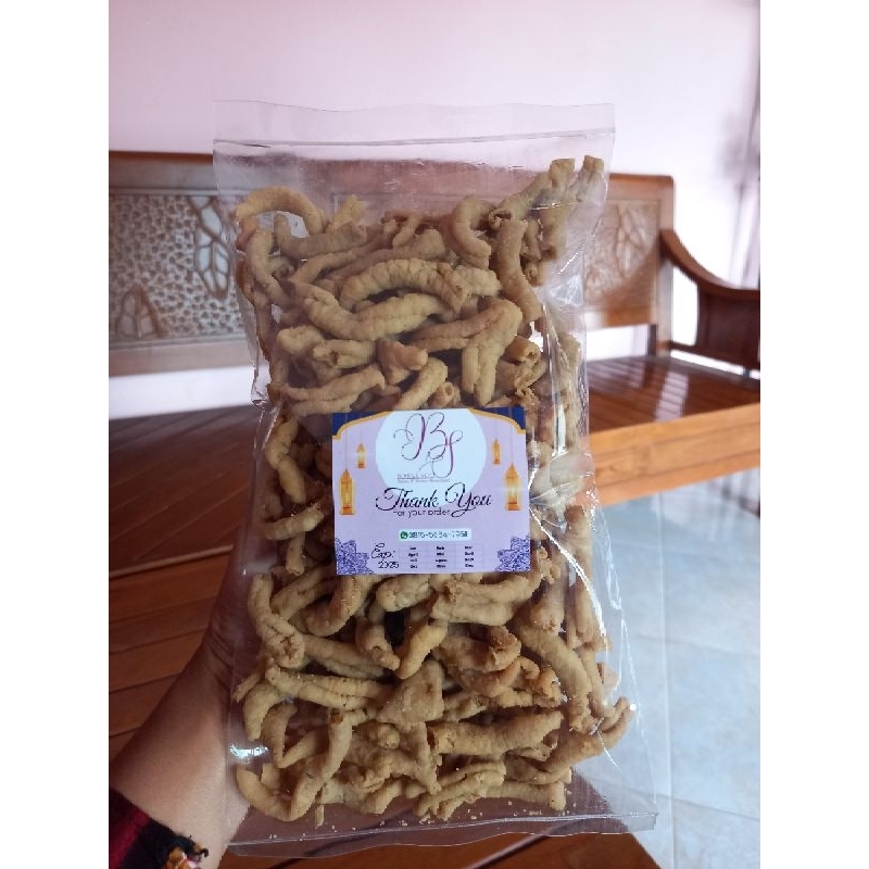 

kripik usus