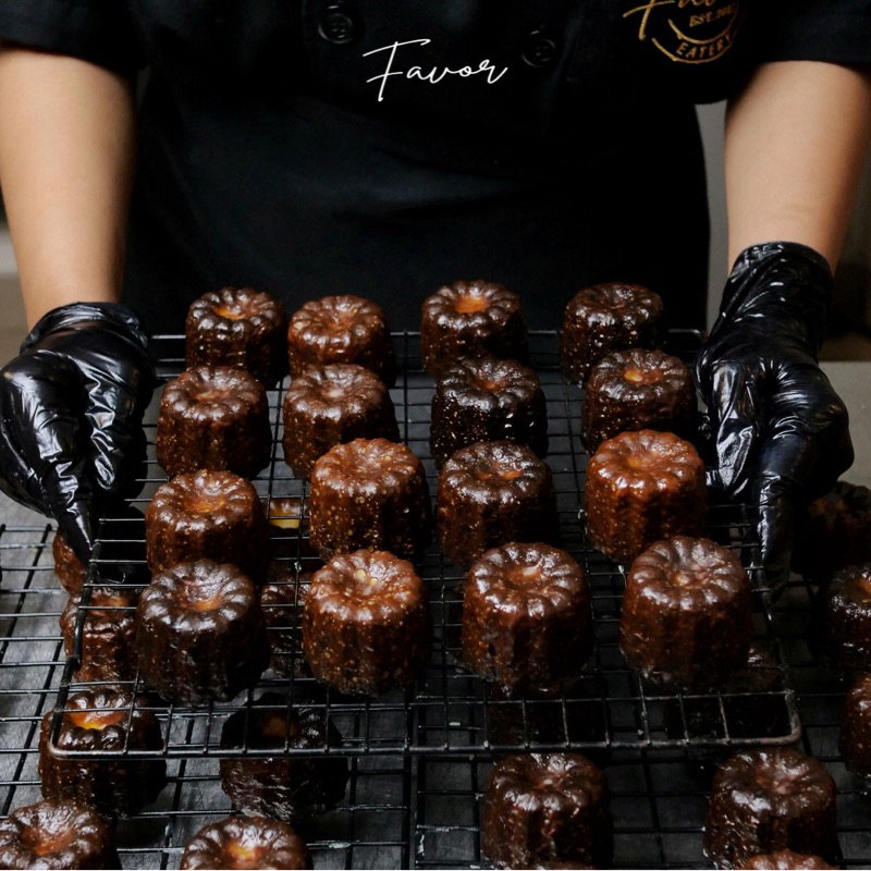

Canelé