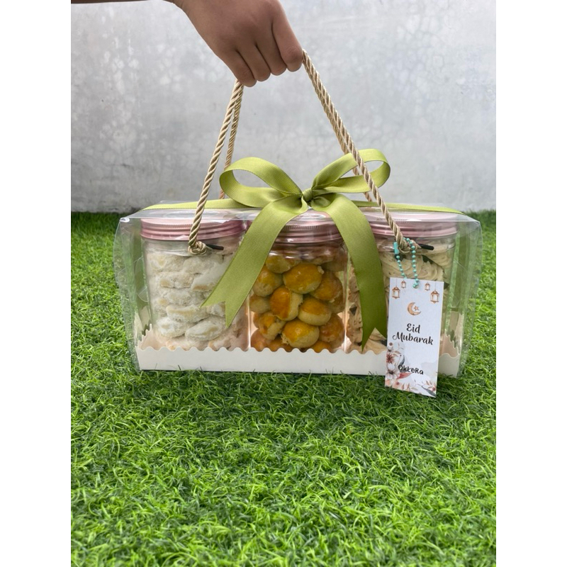 

Hampers Kue Kering 3 toples - OkLera