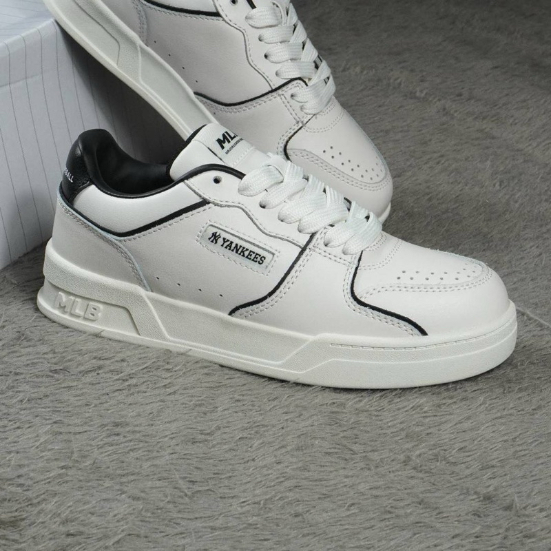 Sepatu MLB Korea Hofer New York Yankees White Authentic