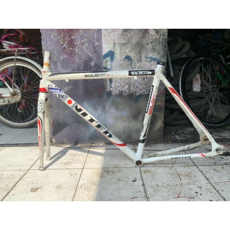 Frameset United soloist 72Size 52
Full alloy
Second
2024