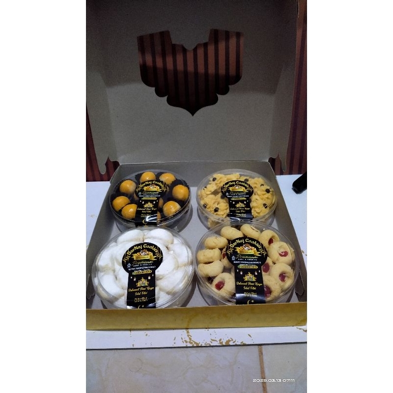 

Paket Hampers Lebaran | Hampers Iddul Fitri |Hampers kue kering