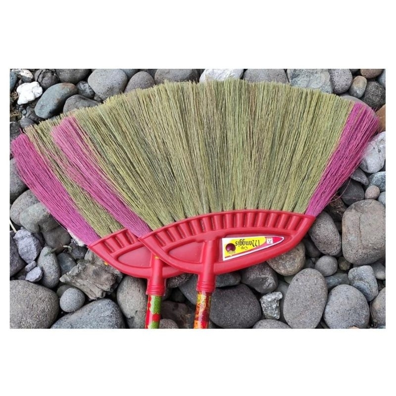 sapu rayung, kipas lakop manggis