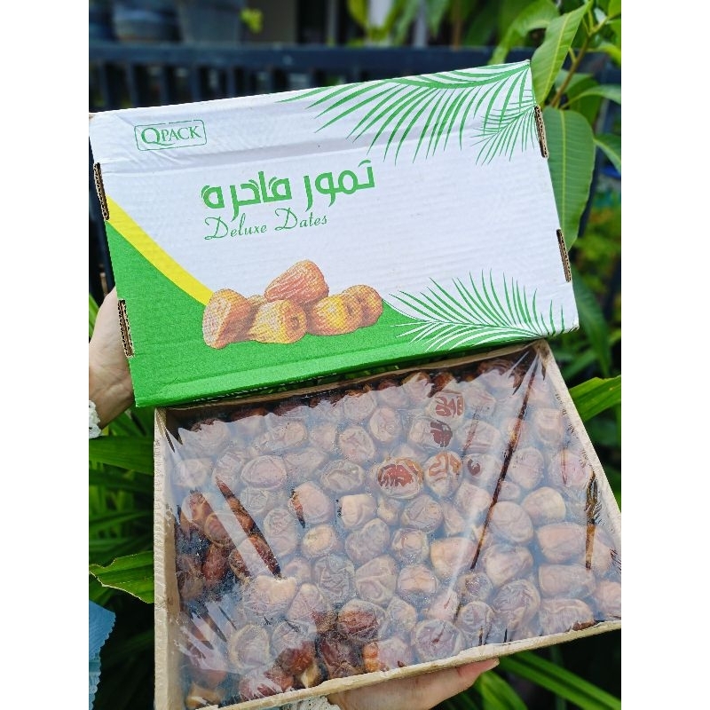 

kurma sukari premium al qaseem zadna al adayfe haramain NR dus hijau premium lembut, enak legit panen terbaru