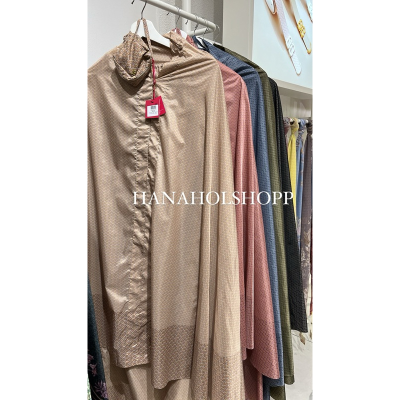 MONOGRAM CAPSULE PRAYER ROBE || BUTTONSCARVES