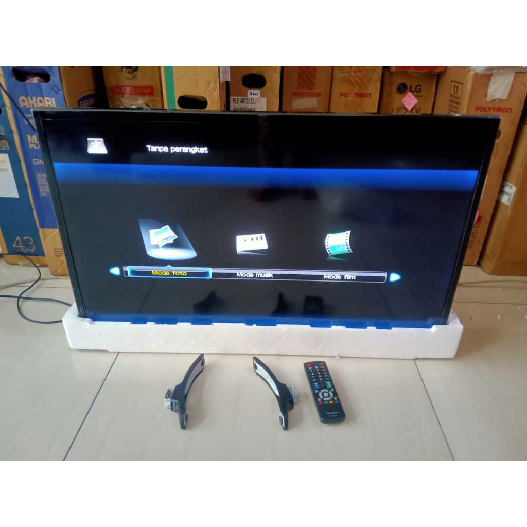 TV LED SHARP 32IN DIGITAL TV KONDISI MUWLUS 95% SEPERTI BARU 4617