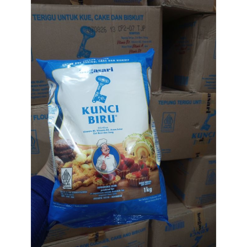 

TERIGU KUNCI BIRU 1KG 1PC