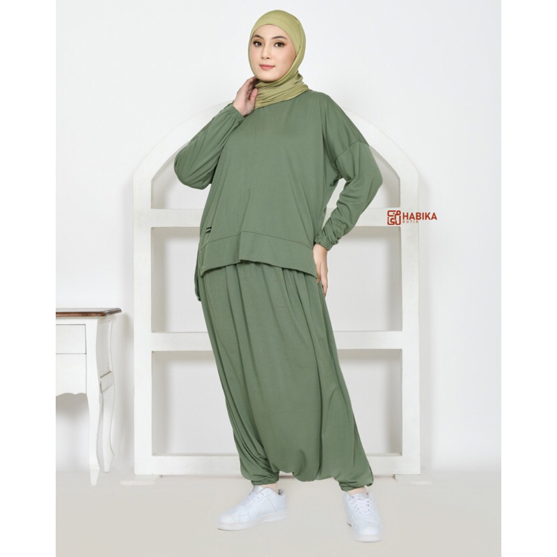 PROMO Setelan Kaos Olahraga Wanita Kaos+Rok Celana 1 Set Lengan Panjang Syari Bahan Double Super