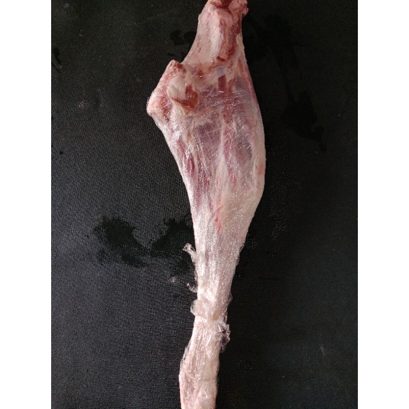 

Paha Kambing Belakang atau Sampil Kambing Daging kambing segar