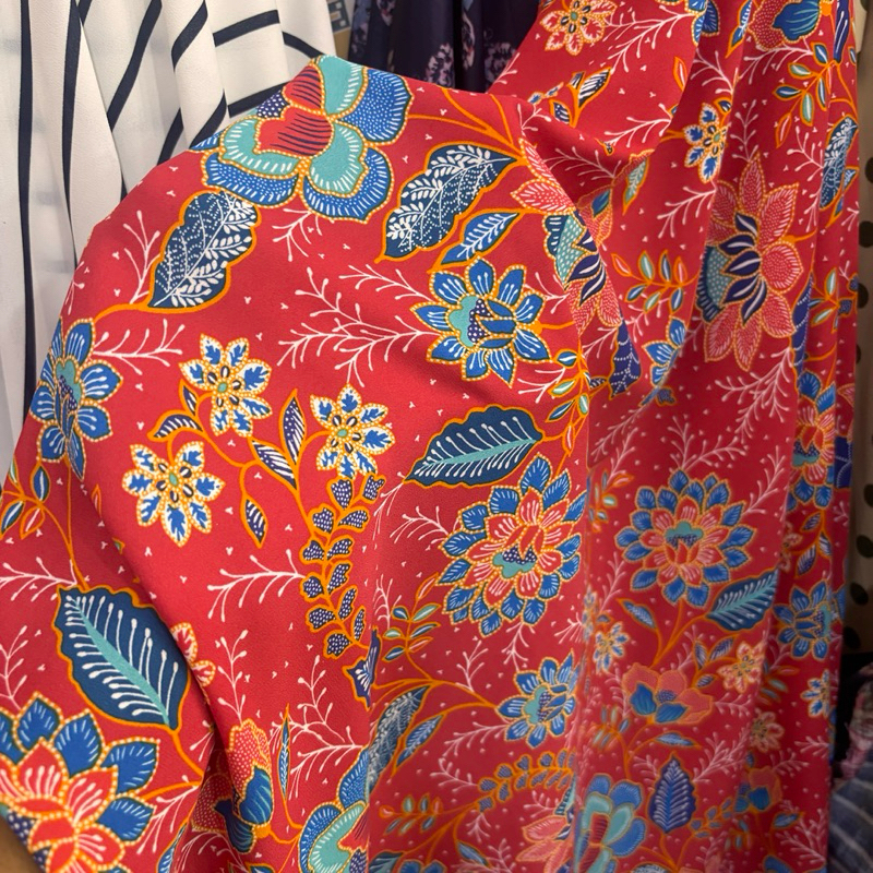 kain zara crepe premium - kain bahan zara crepe motif bunga - kain zara crepe motif bunga - kain mot