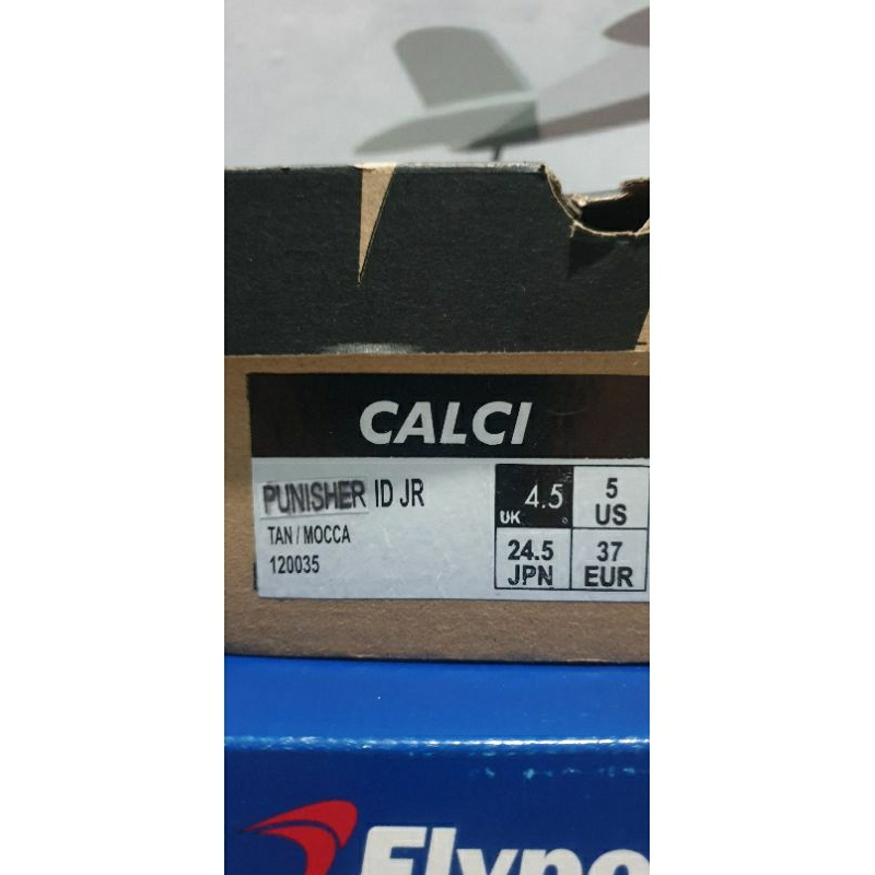 Preloved sepatu bola anak Calci