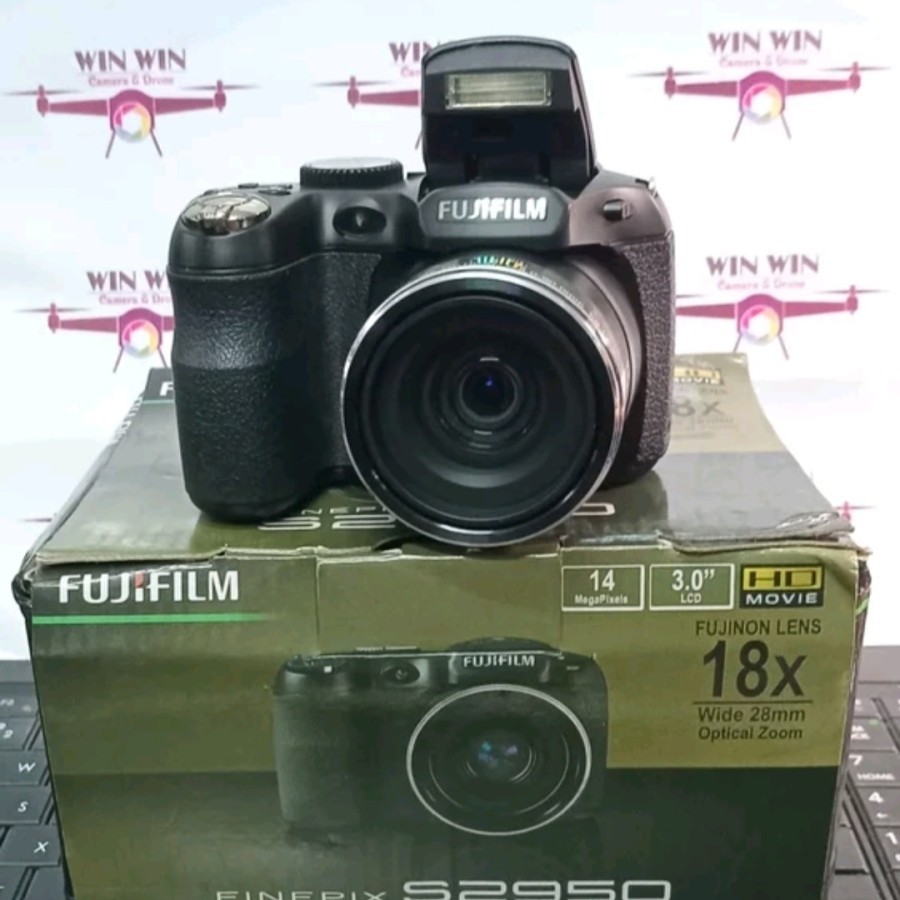 Camera kamera Semipro Finepix Fujifilm S2950 zoom 18x like new
