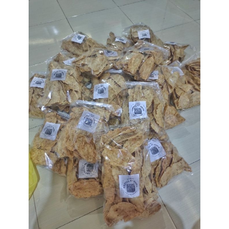 

Keripik ikan tongkol (kriptol) // Pattek khas Sumenep by MAMA