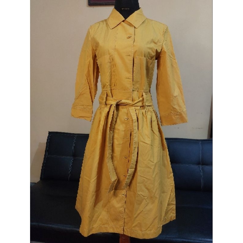 dress atau coat Mackintosh