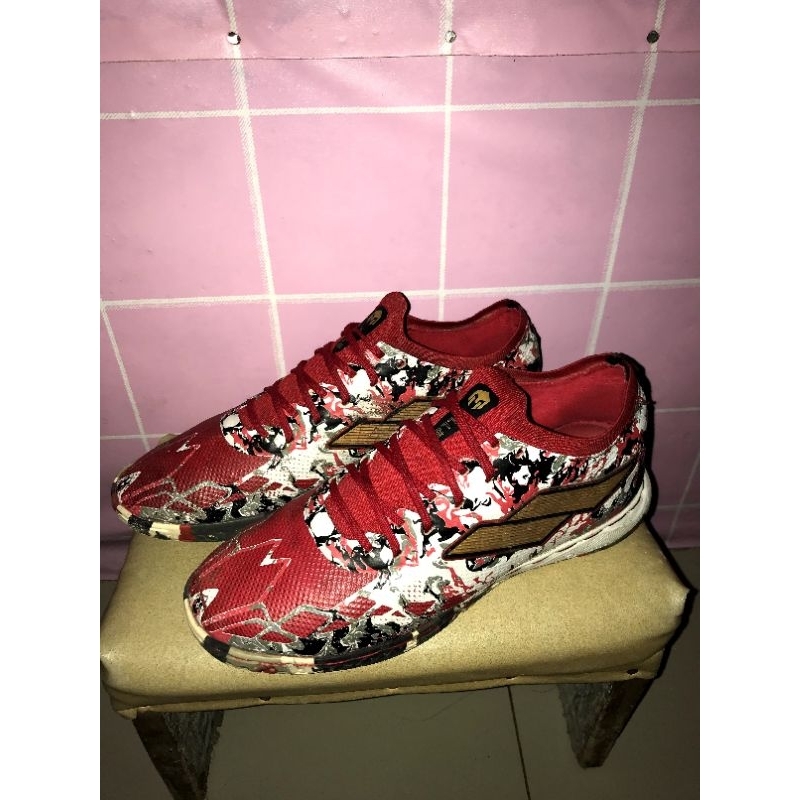 SECOND SEPATU FUTSAL MILS