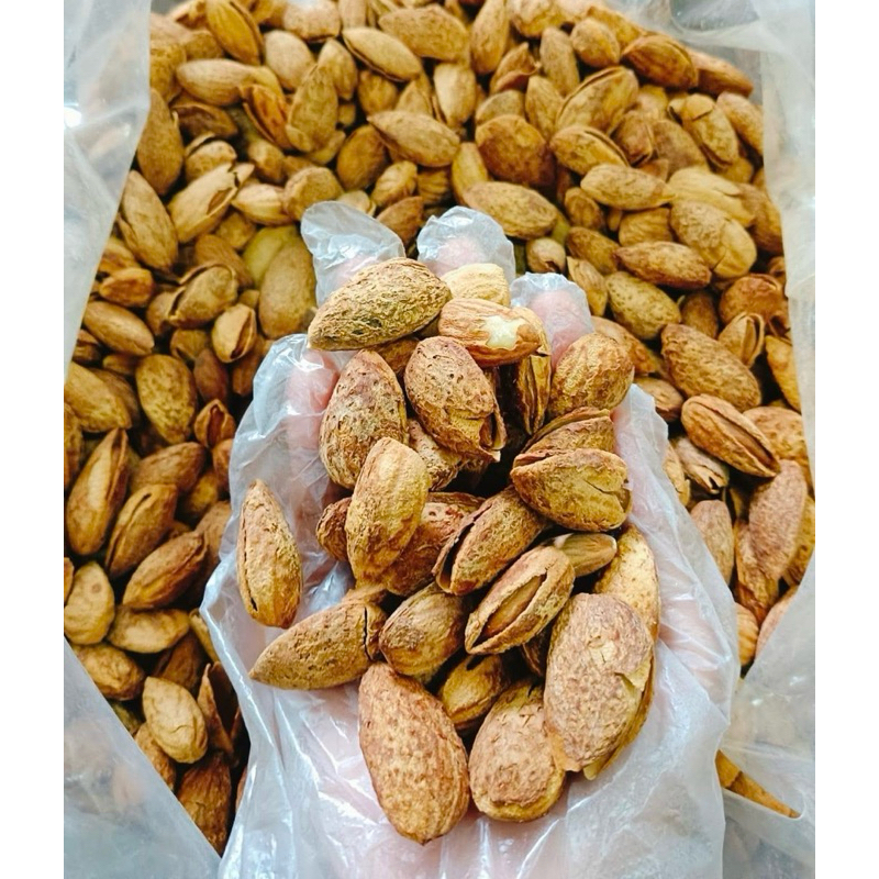 

Almond cangkang susu
