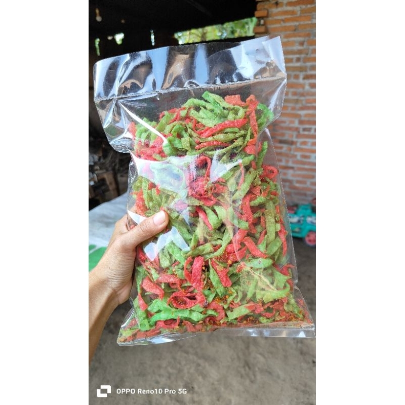 

stik merah hijau lombok lombokan camilan enak gurih pedas kriuk lebaran cabean pedasan bangjo jajan